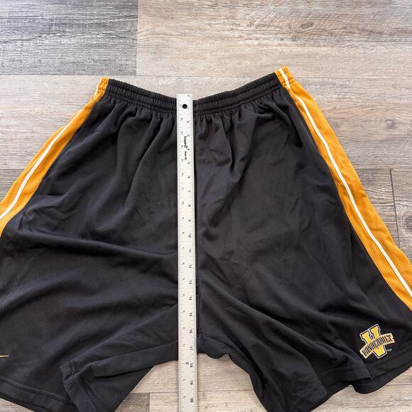 Vintage Nike Vanderbilt Commodores Black Yellow Men XL Mini Swoosh Gym Shorts - Picture 7 of 8